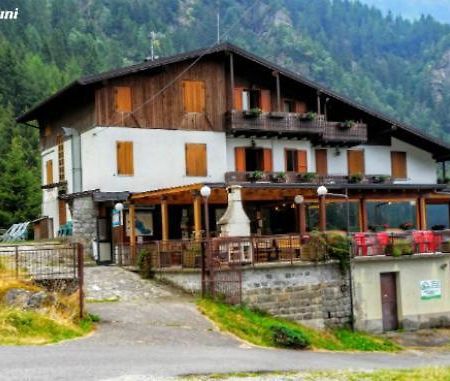 Hotel Rifugio Stella Alpina Saviore dell'Adamello Zewnętrze zdjęcie