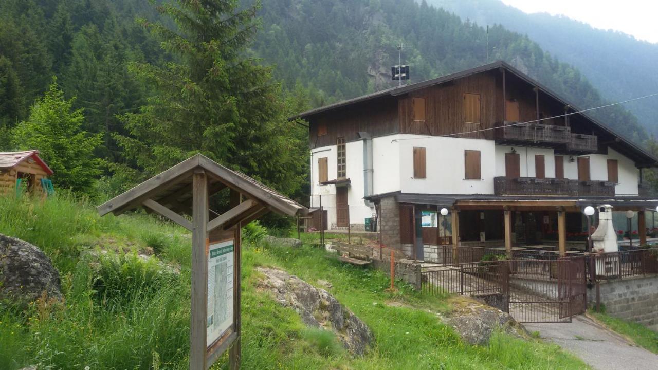 Hotel Rifugio Stella Alpina Saviore dell'Adamello Zewnętrze zdjęcie
